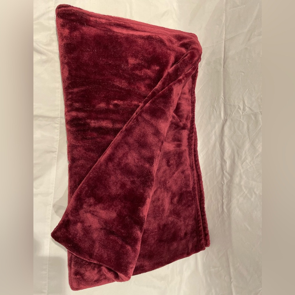 Fleece lined throw